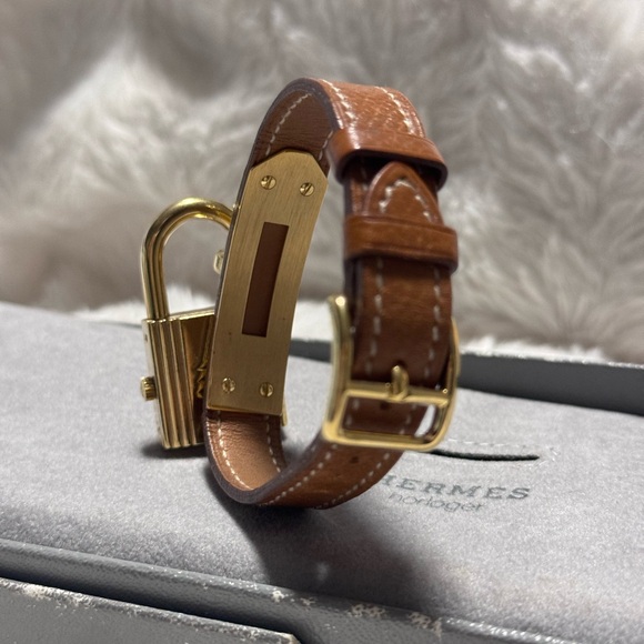 AUTHENTIC HERMES KELLY QUARTZ EXCELLENT CONDITION !!! - Picture 3 of 7